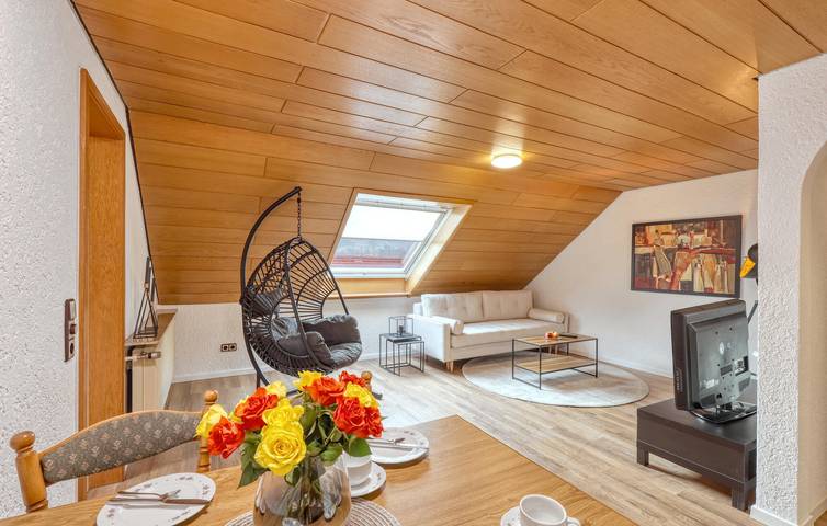 Ferienwohnung für 6 Personen, mit Garten und Terrasse, kinderfreundlich in Bischofsheim an der Rhön - 2