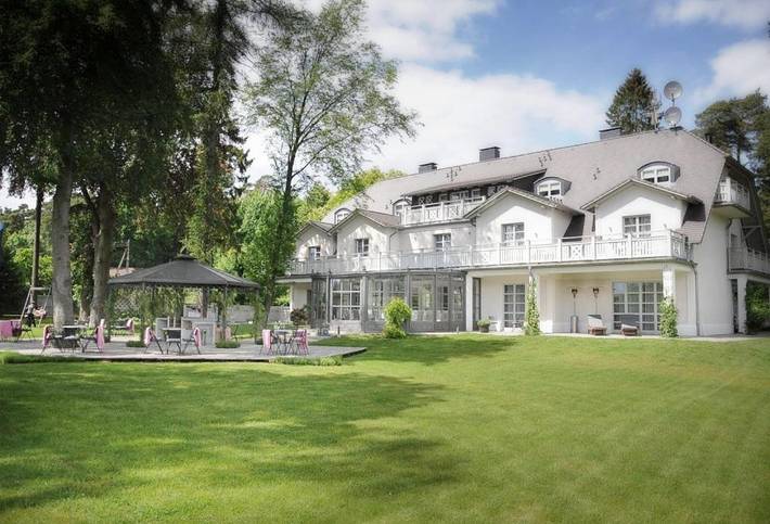 B&B für 2 Personen, mit Garten und Whirlpool sowie Sauna, mit Haustier im Stettiner Haff