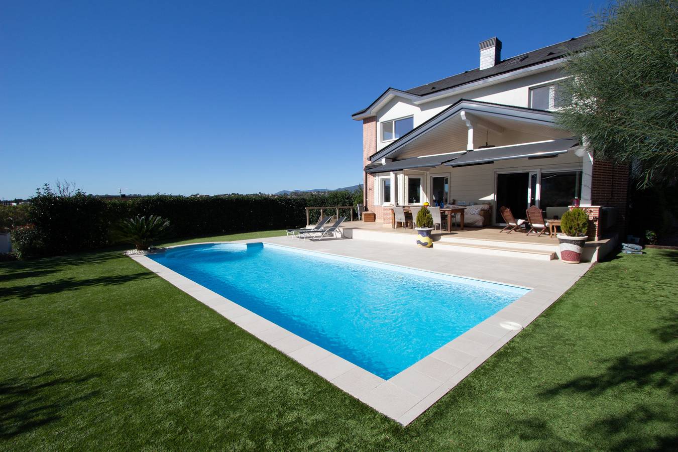 Piscina privada, coche no necesario, cerca de Bcn! in Llinás del Vallés, Provincia de Barcelona