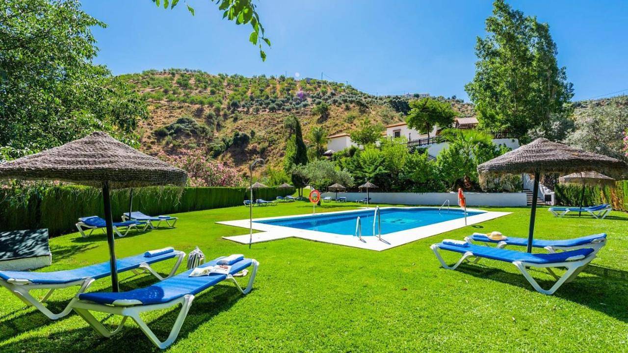 Fourteen-Bedroom Villa in Málaga (Este), Malaga