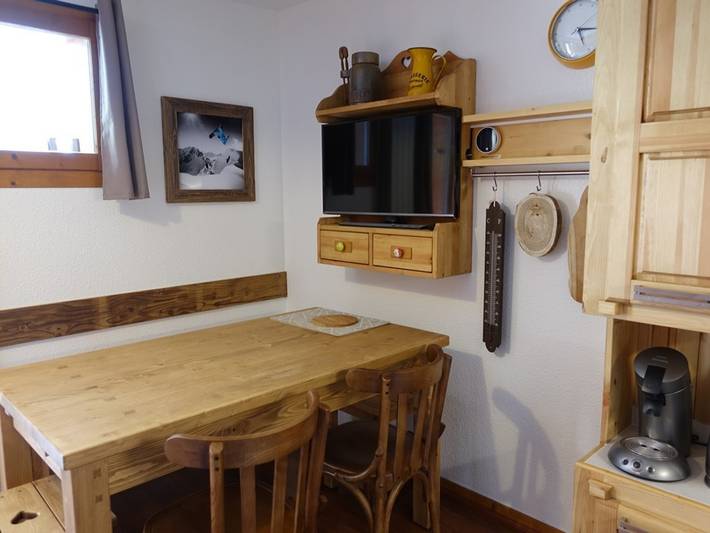 Gîte pour 4 personnes, avec piscine dans Arêches - 2