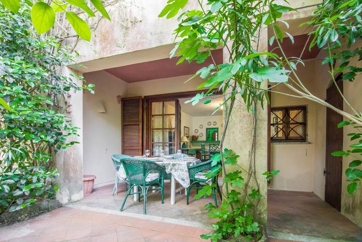 Apartamento entero, Apartamento de vacaciones para 6 personas con balcón/terraza in Porto Cervo, Arzachena