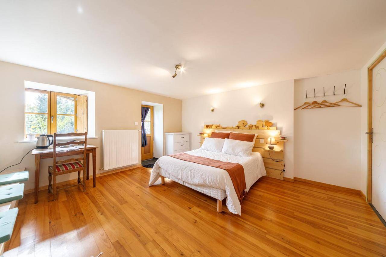 Double Room with Mountain View in Grandrif, Région d'Ambert