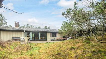 Ferienhaus für 7 Personen, mit Whirlpool und Terrasse sowie Sauna in Blavand