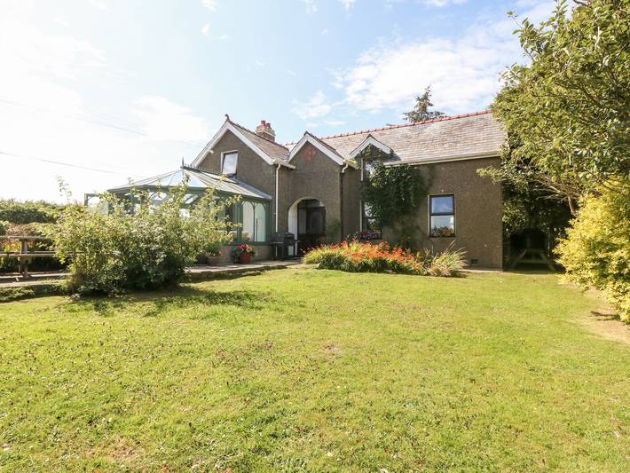 Holiday rental for 8 people, with Garden in Aberdaron