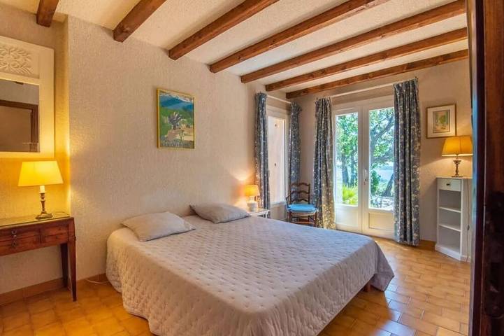Chambre d’hôte pour 6 personnes, avec jardin à Grimaud - 4