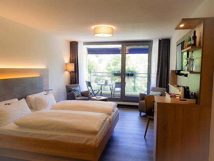 Hotel Graf Eberhard - Doppelzimmer Classic 24-26 qm in Bad Urach, Albsteig Etappe 9