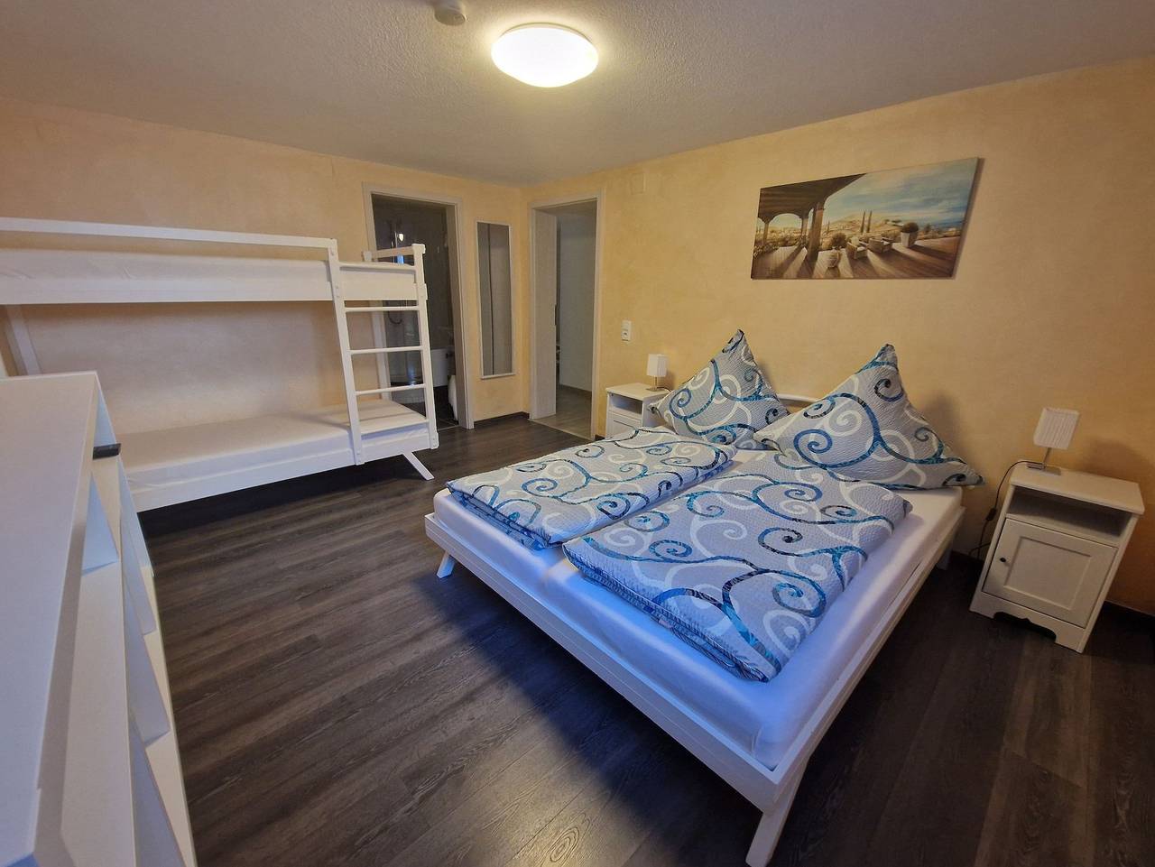 Ganze Ferienwohnung, Gästehaus Dimura in Europa-Park, Rust
