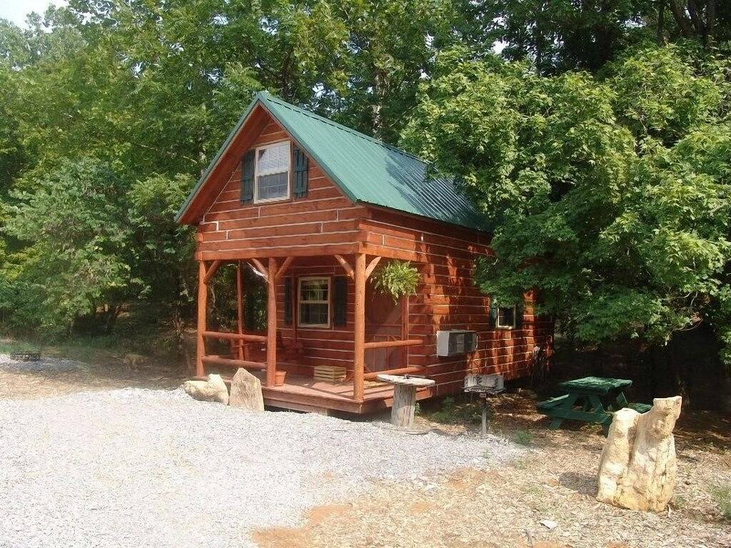 The Hickory Hollow Log Cabin by Garden of Gods in the Shawnee National Forest in Shawnee National Forest