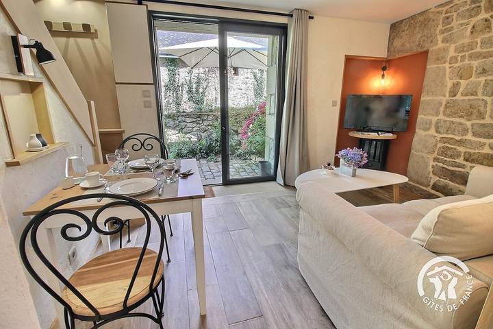 Gîte pour 2 personnes, avec Terrasse ainsi que Jardin et Vue à Brech - 3