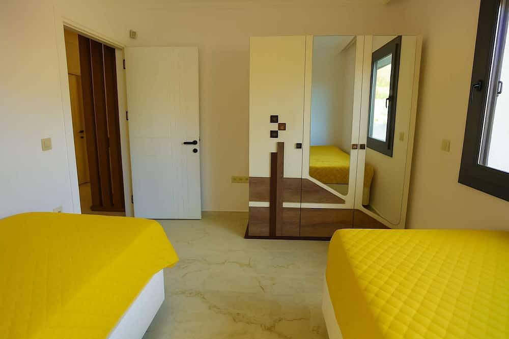 Vibavilla Elite – Private Luxury Villa with Pool and Sea View in Kusadasi, Turkish Aegean