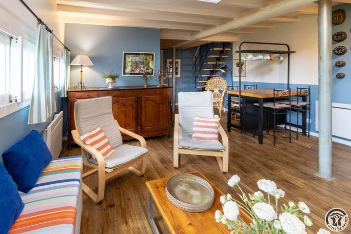 Gîte pour 4 personnes, avec jardin à Ganac