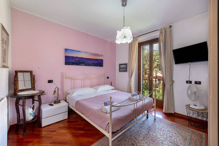 Ferienhaus für 5 Personen, mit Balkon und Seeblick in Lecco - 2