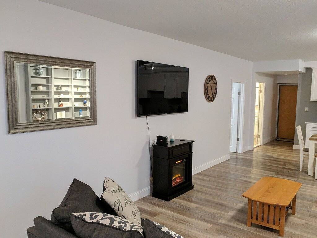 Ganze Wohnung, Neue Einheit im Herzen von Newport. Privater Parkplatz! 1. Stockwerk! in Newport, Newport County