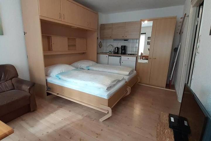 Apartamento entero, 1-room apartment (1) with laundry service included - Ferienwohnung Henck in Lübeck (Ciudad), Lübeck