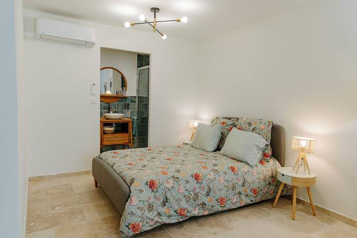 Location de vacances pour 6 personnes, avec Balcon à Châteauneuf-du-Pape - 3