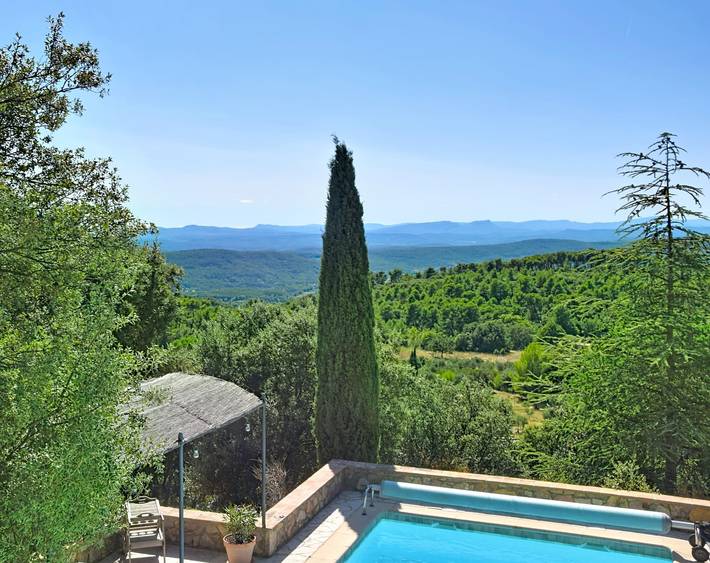 Gîte pour 6 personnes, avec piscine, animaux acceptés à Tourtour - 2