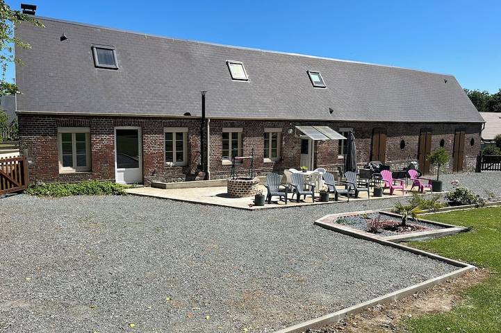 Gîte pour 8 personnes, avec Terrasse et Jardin dans Auberville-la-Manuel