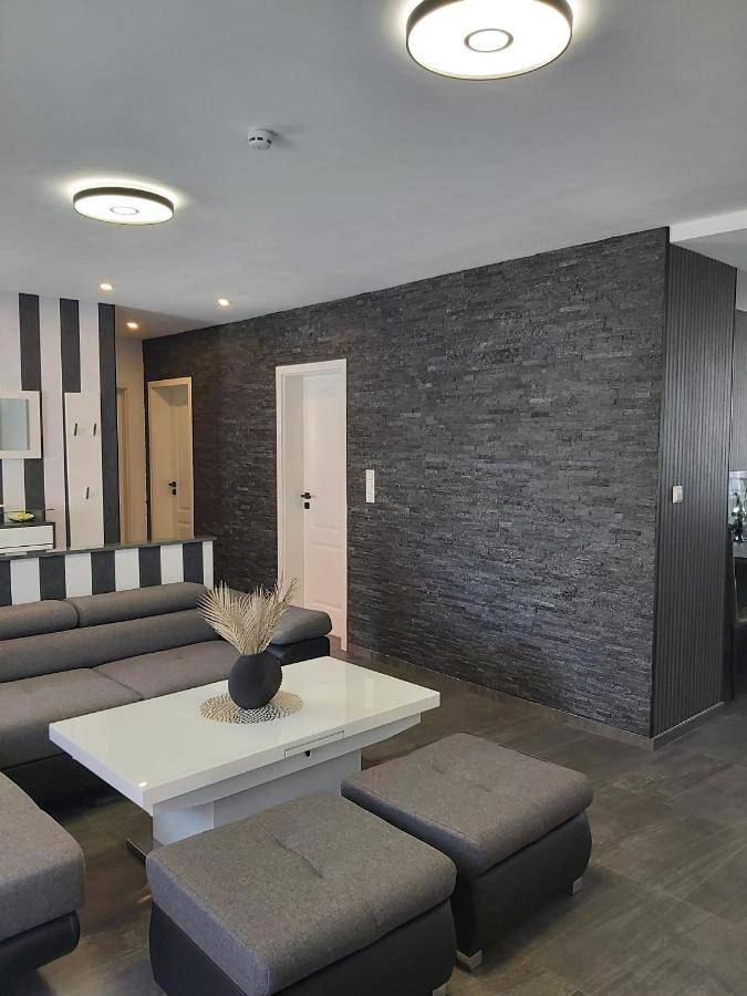 Ganze Wohnung, Three-Bedroom Apartment in Europa-Park, Rheinhausen