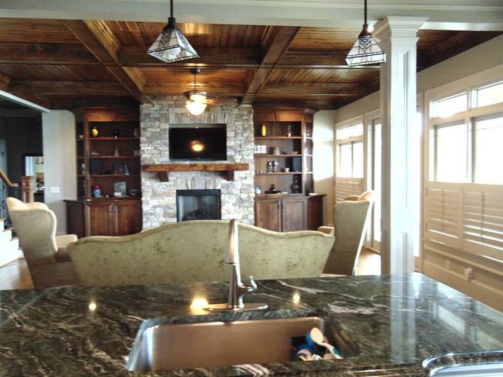 Vacation rental for 16 people, with yard and pool as well as hot tub, with pets in Lake Oconee