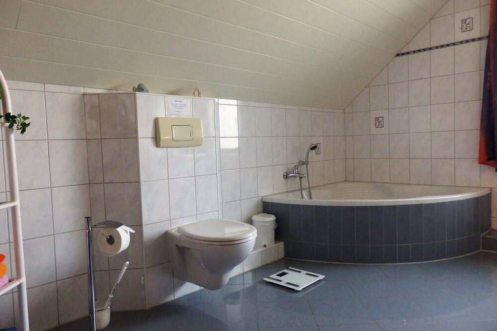 Ganze Wohnung, Ferienwohnung beim Schloßblick - Ferienwohnung Rackl in Rathjensdorf, Südliche Ostseeküste