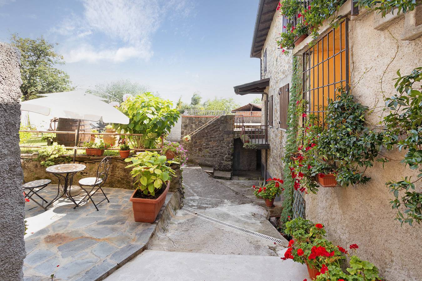 Maison de vacances 'Casa In Borgo' avec vue sur montagne, jardin partagé et balcon in Mulazzo, Massa-Carrara