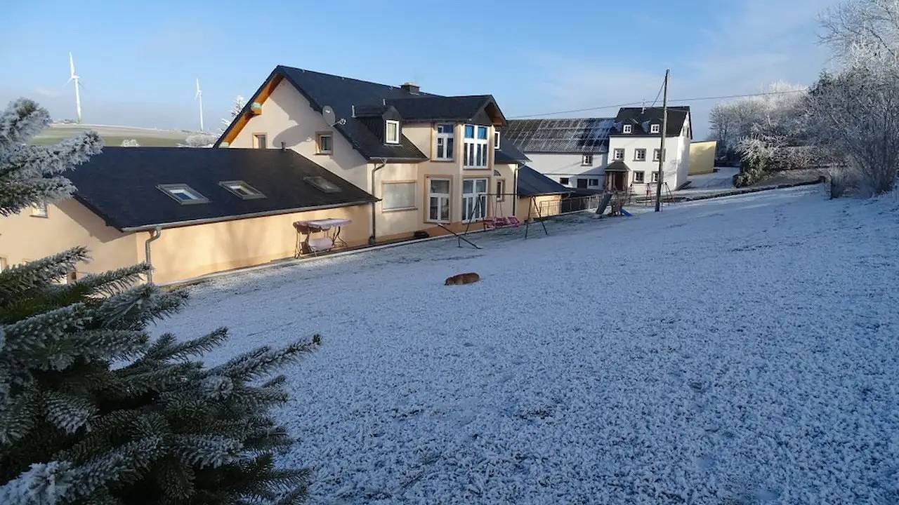 Ferienhaus für 5 Personen (71 m²) in Plütscheid in Plütscheid, Eifelkreis Bitburg-Prüm