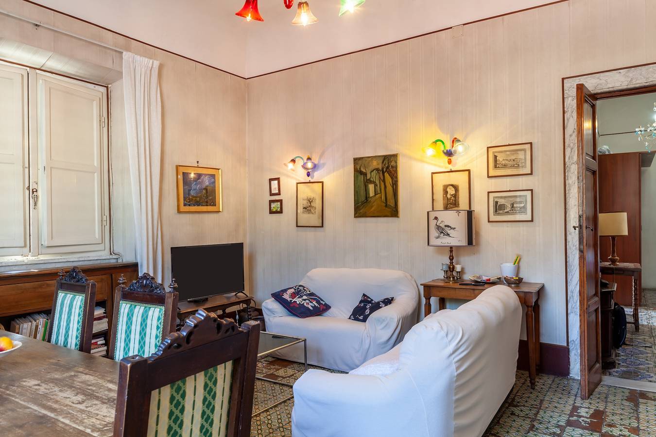 Appartamento intero, Appartamento 'Palazzo Ricci' con Wi-Fi in Carrara, Riviera Toscana