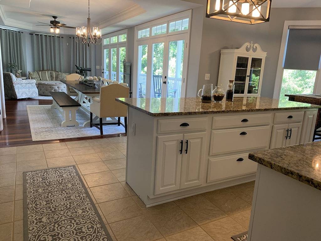 Harpers Hideaway Lake Gaston Retreat in Lake Gaston