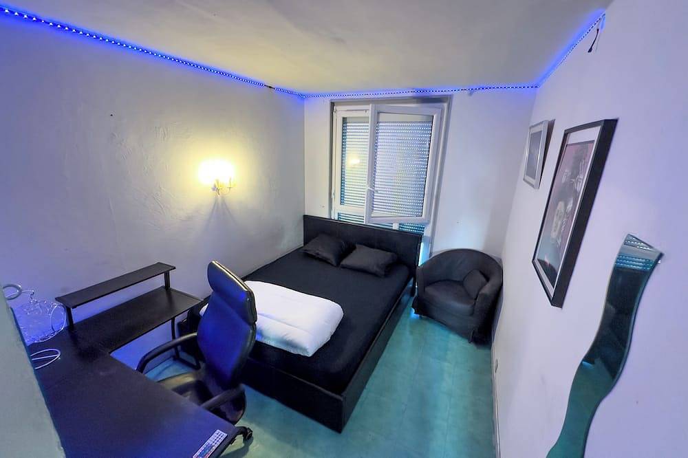 Apartamento entero, King size Bed Rooms in a shared apartment 5 min Metro Paris/Orly in Villejuif, Valle del Marne