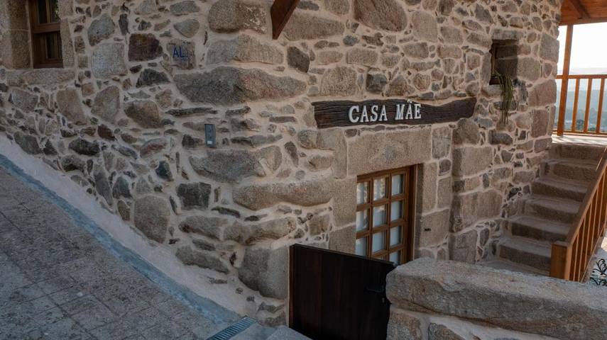 Gîte pour 6 personnes, avec piscine ainsi que jardin et vue à Chaves - 3