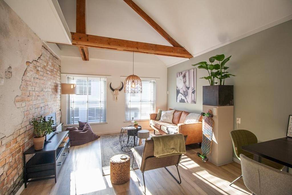 Geheel appartement, Stads-Loft Goes in Goes, Nederlandse Noordzeekust