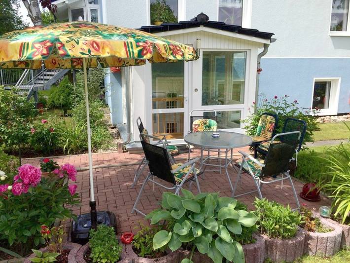Ferienwohnung für 4 Personen, mit Terrasse und Garten sowie Ausblick in Gehlsdorf - 2