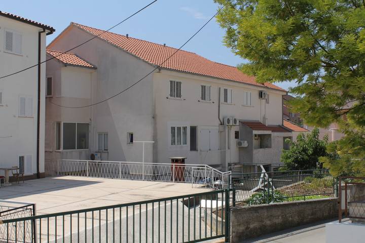 Ferienwohnung für 2 Personen, mit Balkon/Terrasse in Makarska - 3