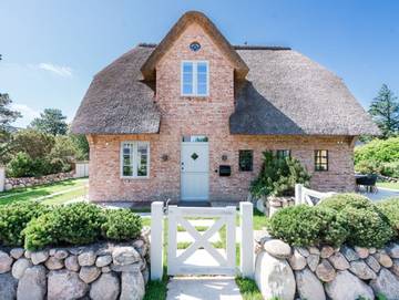 Ferienhaus für 8 Personen, mit Terrasse und Garten, mit Haustier in Wenningstedt