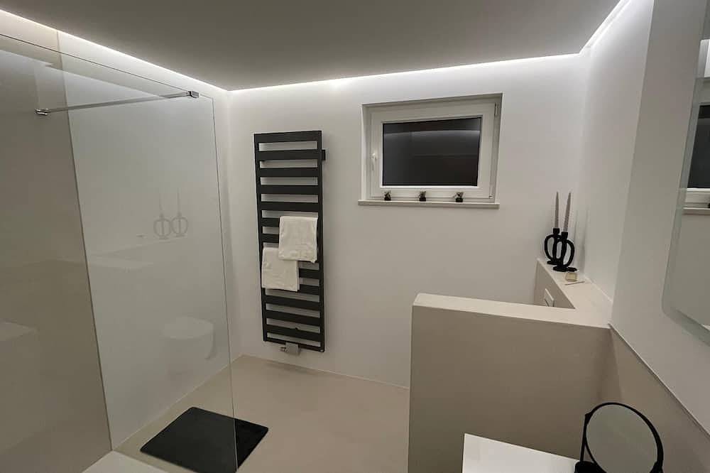 Ganze Wohnung, Moderne und gemütliche Ferienwohnung (60m2) mit Garten in Bad Staffelstein, Oberes Maintal - Coburger Land
