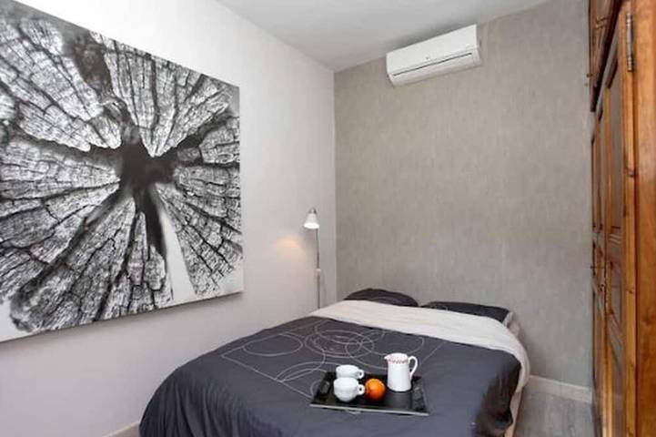 Location de vacances pour 4 personnes, avec jardin à Roquefort-les-Pins - 2