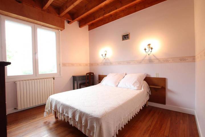 Location de vacances pour 6 personnes, avec jardin à Isturits - 2