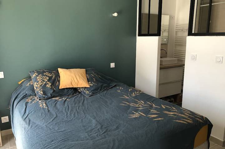 Location de vacances pour 7 personnes, avec terrasse à Rochefort-du-Gard - 2