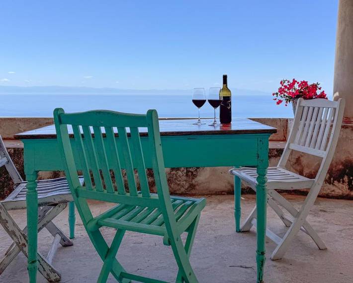 Location de vacances pour 4 personnes, avec Balcon ainsi que Terrasse et Vue à Filicudi