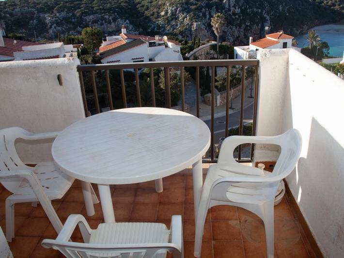 Location de vacances pour 4 personnes, avec terrasse et vue sur l’océan à Cala en Porter