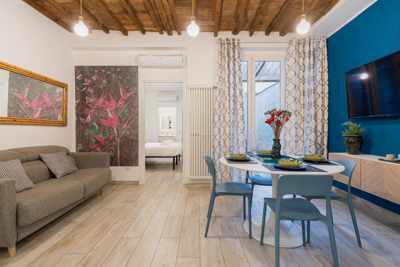 Entire apartment, Corte Santa Maria - Florence Dolce Vita in Florence city center, Florence