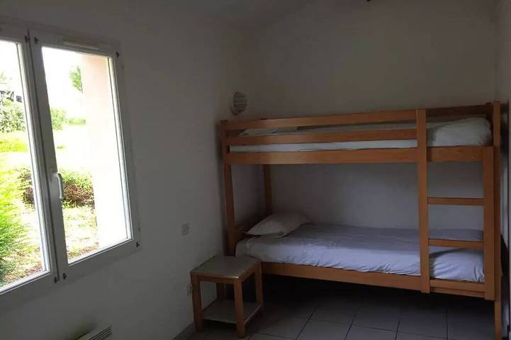 Location de vacances pour 6 personnes, avec terrasse à Prailles - 3