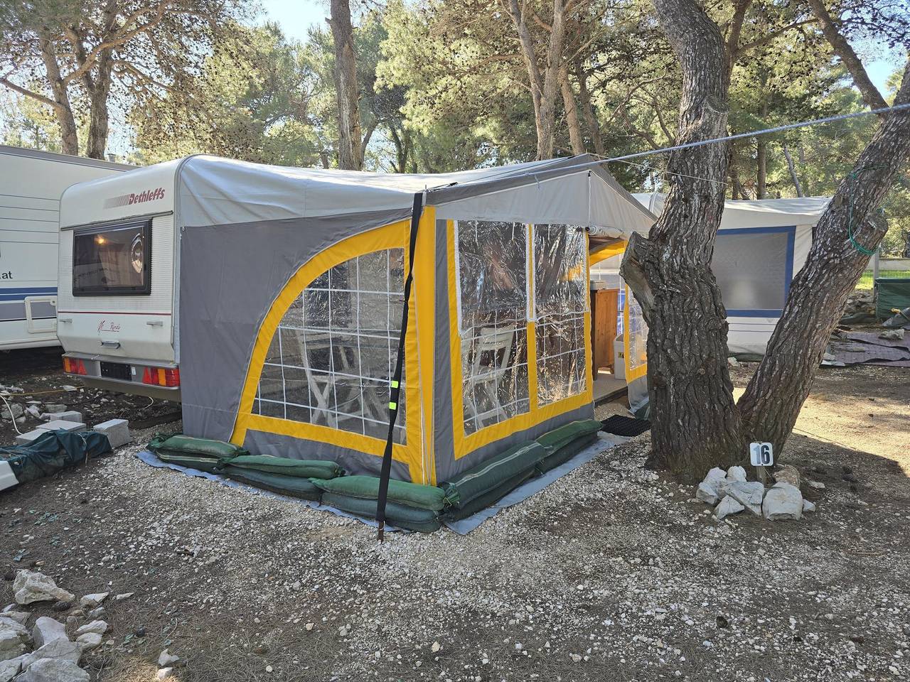 Caravane près de la mer 6 in Ugljan, Île d'Ugljan