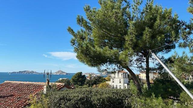 Chambre d’hôte pour 2 personnes, avec piscine ainsi que jacuzzi et jardin à Marseille - 2