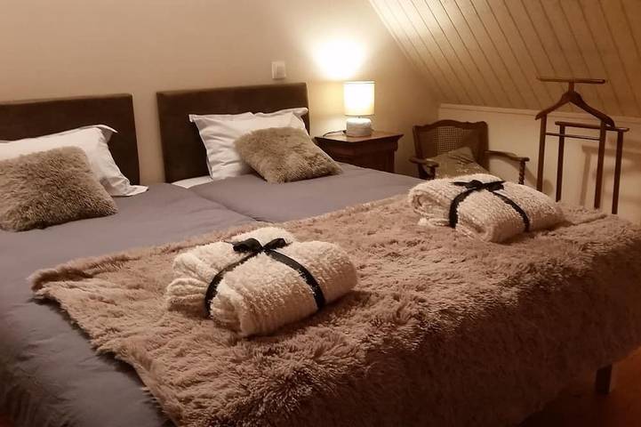 Gîte pour 5 personnes, avec terrasse dans Yonne - 2