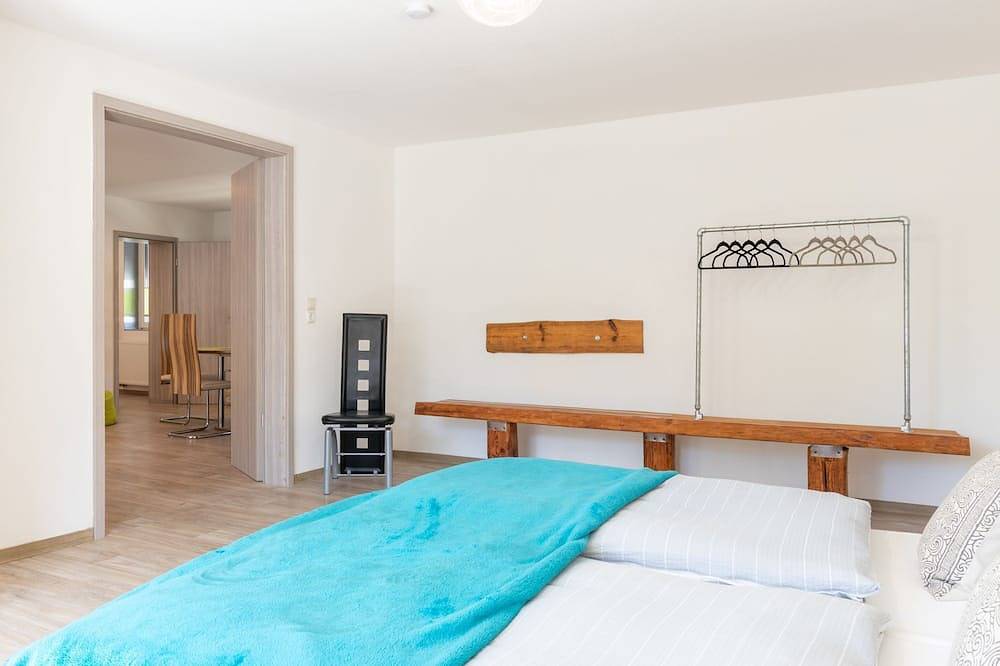 Geheel appartement, Vacation apartment 2 - Duggis vacation home in Wolgast, Vorpommern Greifswald
