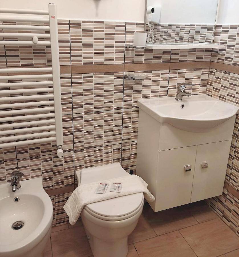 Standard Double Room with Shared Bathroom in Vibo Valentia, Provincia di Vibo Valentia
