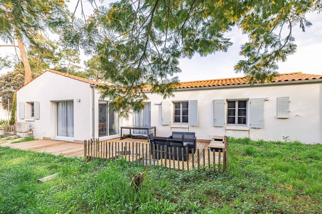 Maison de vacances Charmante maison plage et foret, jardin privé et Wi-Fi in Le Grand-Village-Plage, Côte de Beauté
