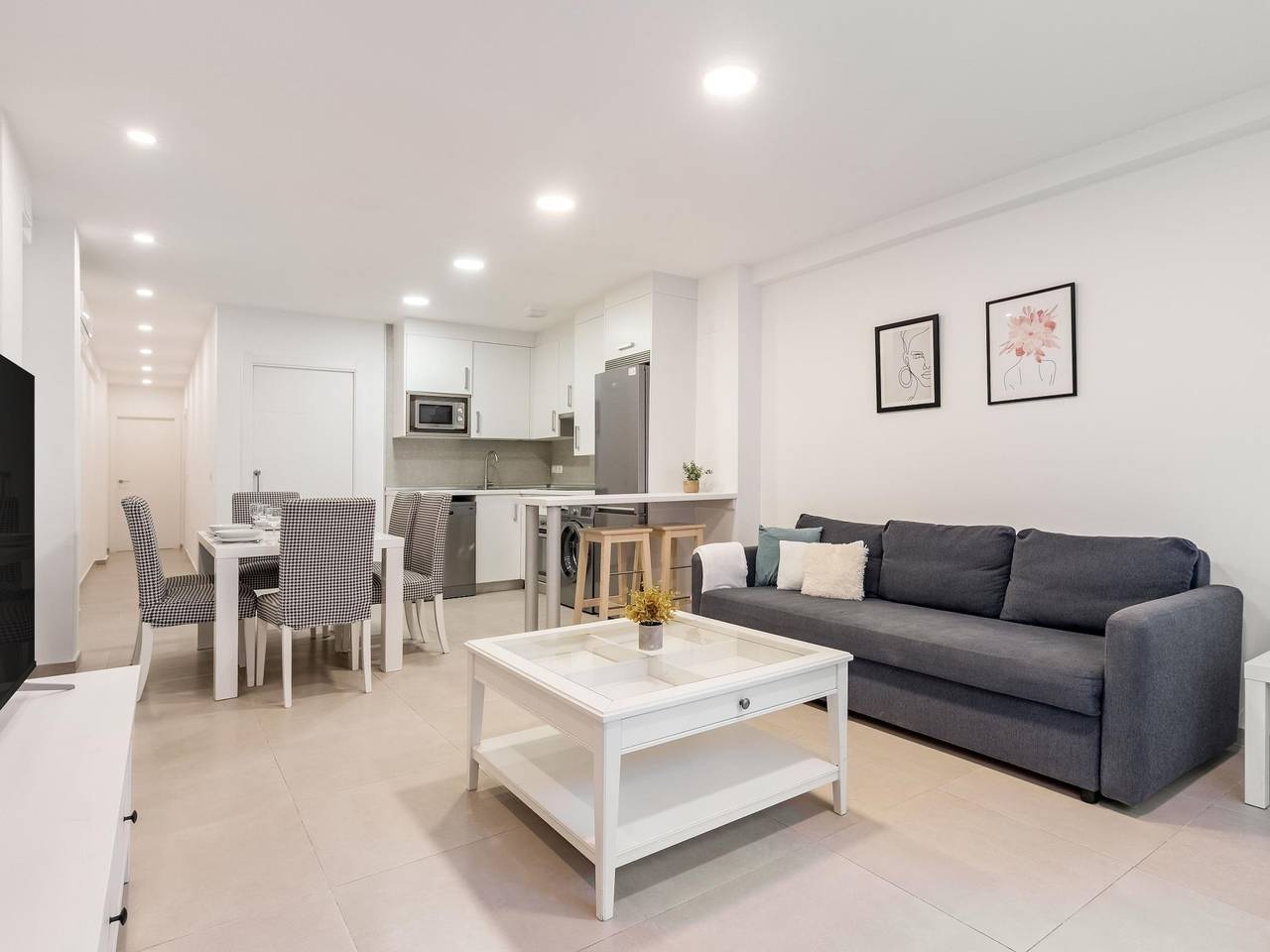 Apartamento vacacional entero, Charming Madrid La Elipa Ii - Amplio y comodo apartamento para 6 in Madrid, Provincia de Madrid